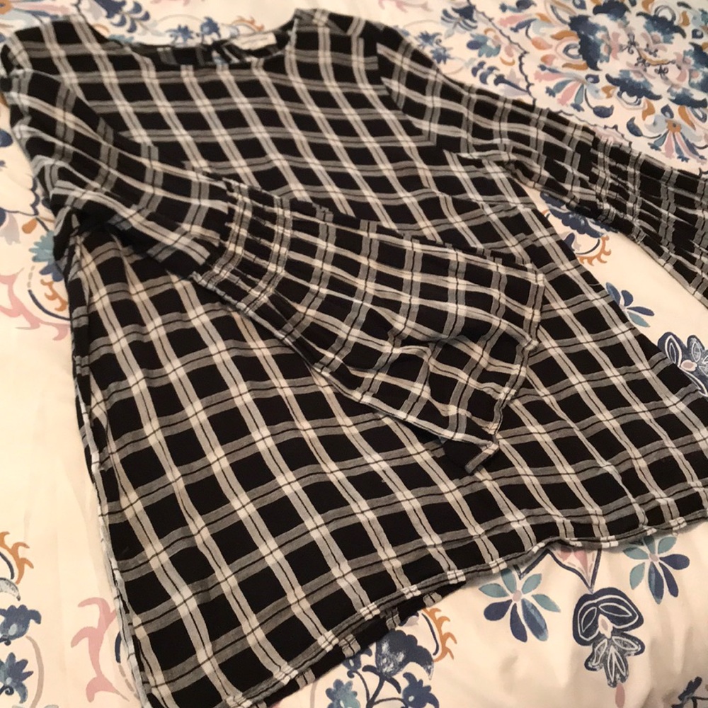 Plaid Bell Sleeve Blouse